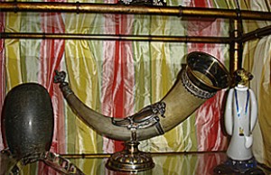 Royal Horn